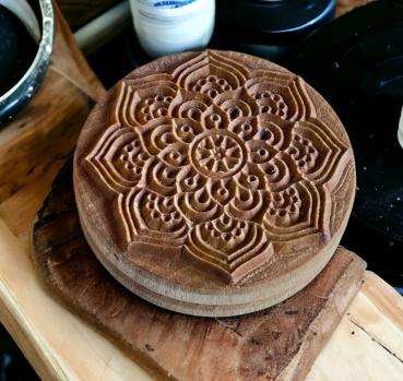 Mandalastempel aus Hartholz